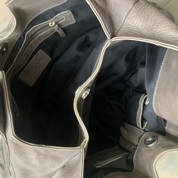 Gretchen German Tango Tote Bag - Picture 6 of 11